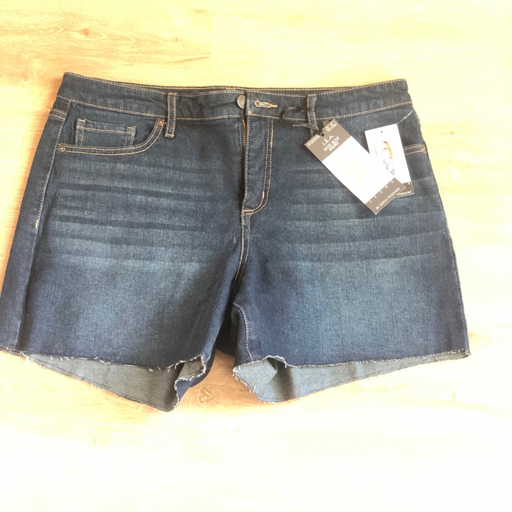 Raw hem dark denim mid rise short